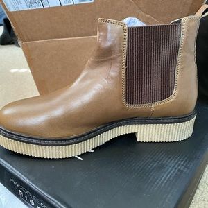 Roolee Madonna Bootie size 40/9 US